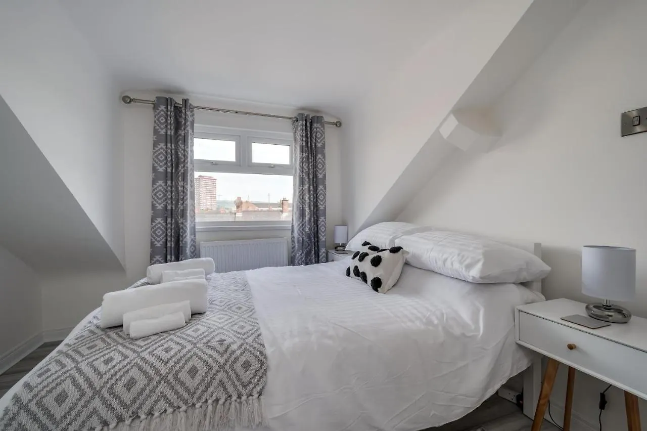 Central Belfast Apartments: Georgian House